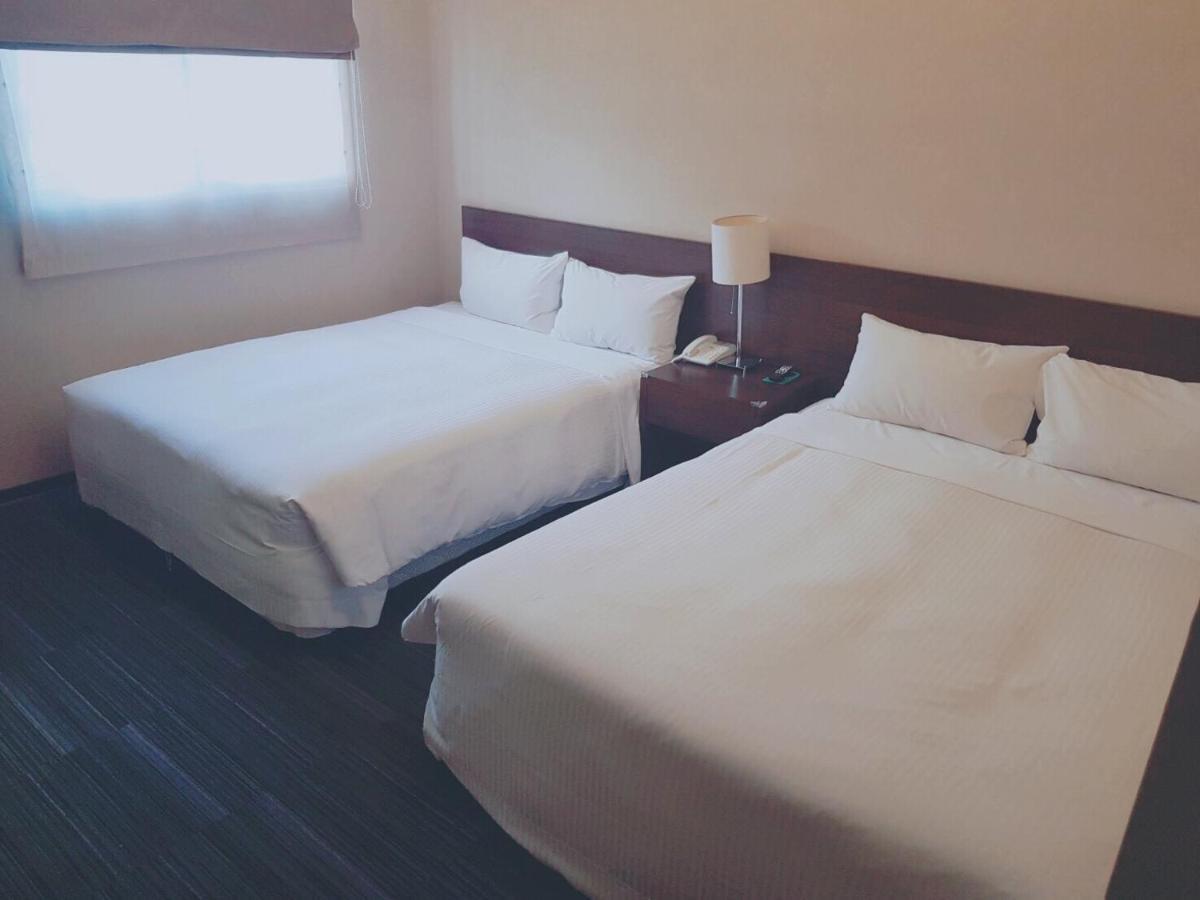 Onetel - Ximen Hotel Джунхъ Екстериор снимка